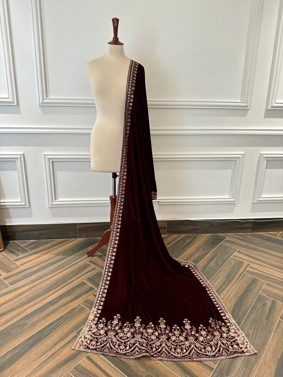 Women Velvet Shawal Straight Design Flora